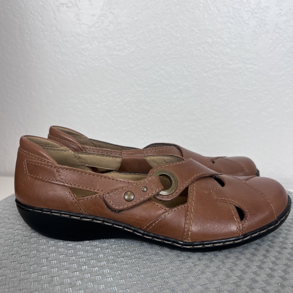Clarks Ashland India Loafers Womens 7.5M Brown Leather Comfort Shoes Casual‎